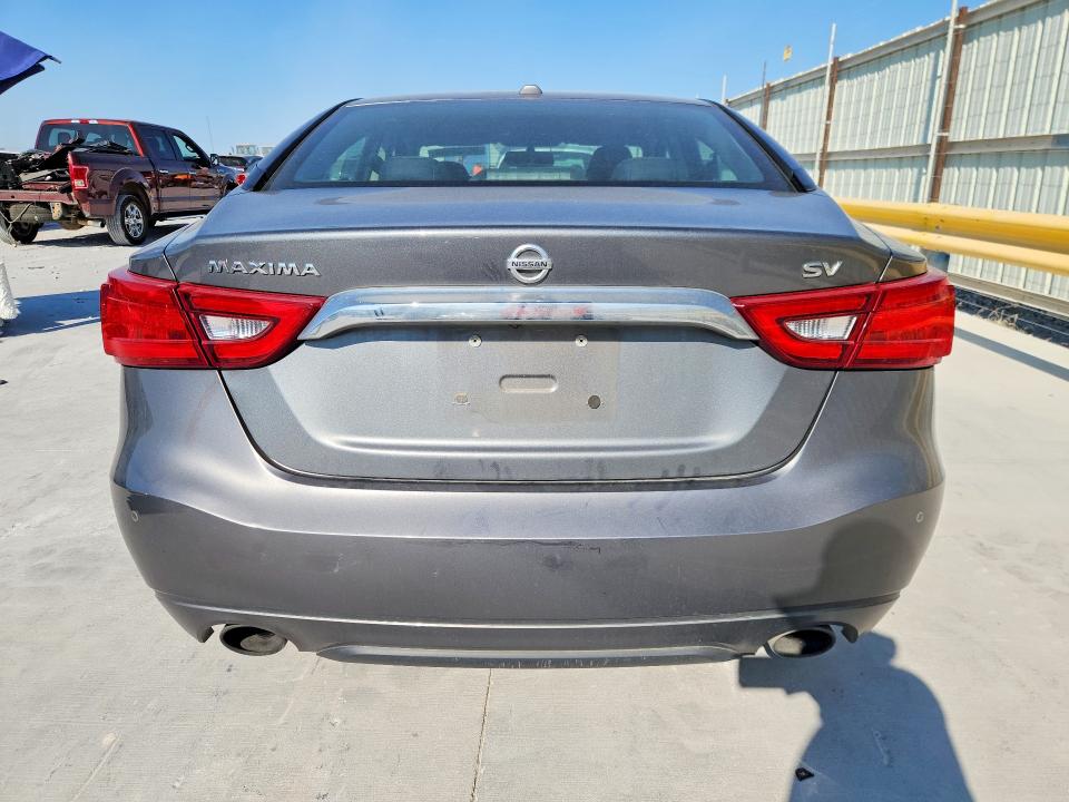 68308636 :رقم المزاد ، 1N4AA6AP5JC377834 vin ، 2018 Nissan Maxima مزاد بيع