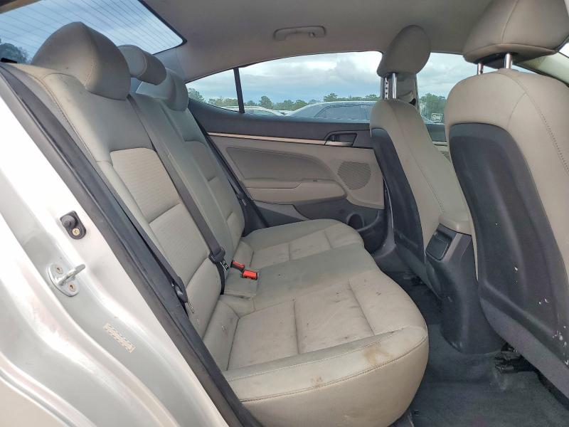 2017 Hyundai Elantra მანქანა იყიდება აუქციონზე, vin: KMHD84LF1HU100335, აუქციონის ნომერი: 68263896