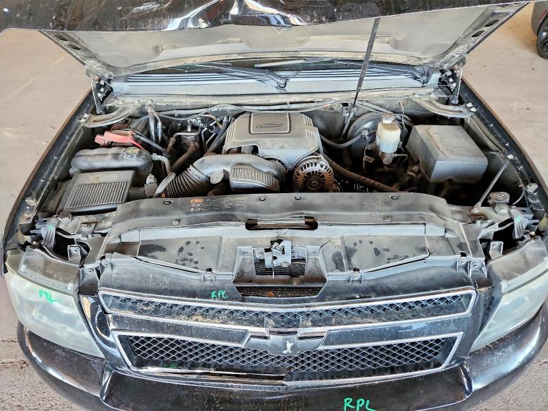 70545786 :رقم المزاد ، 1GNSCAE03DR212110 vin ، 2013 Chevrolet Tahoe مزاد بيع