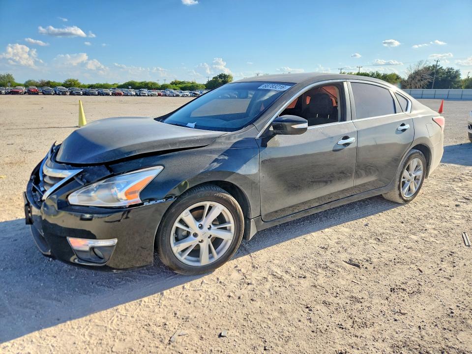 68783216 :رقم المزاد ، 1N4AL3APXFC159517 vin ، 2015 Nissan Altima مزاد بيع