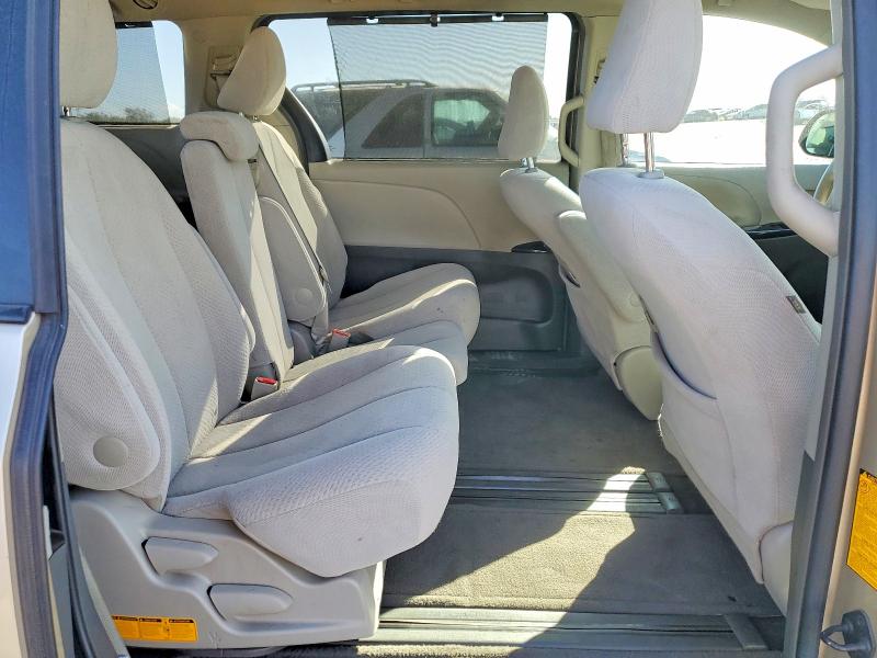 2012 Toyota Sienna მანქანა იყიდება აუქციონზე, vin: 5TDKK3DC9CS209151, აუქციონის ნომერი: 70046196