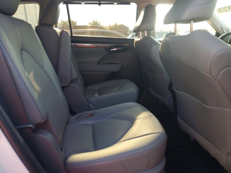 Aukcja sprzedaży 2022 Toyota Highlander, vin: 5TDDZRBH3NS163289, numer aukcji: 67297576