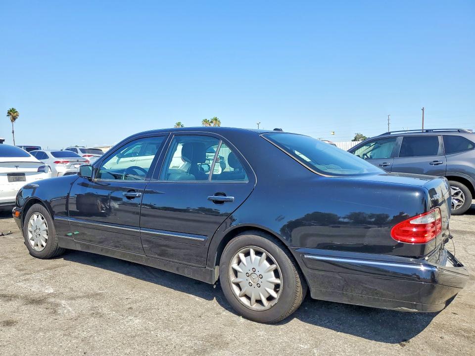 65231206 :رقم المزاد ، WDBJF65G1YA966874 vin ، 2000 Mercedes-benz E مزاد بيع