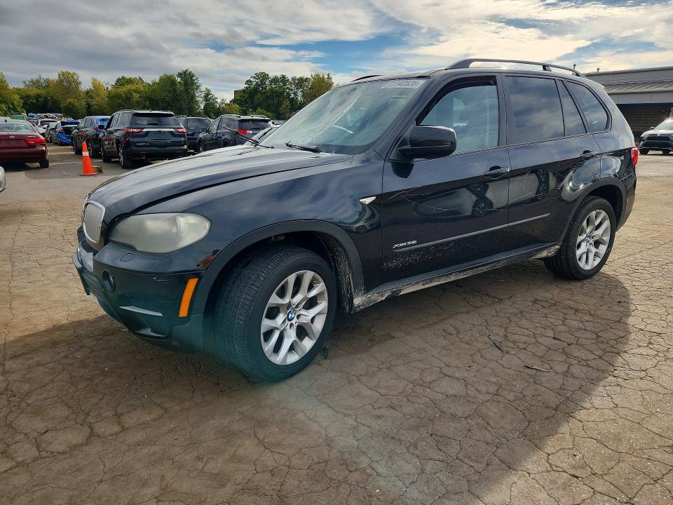 71142526 :رقم المزاد ، 5UXZV4C55BL738030 vin ، 2011 Bmw X5 مزاد بيع