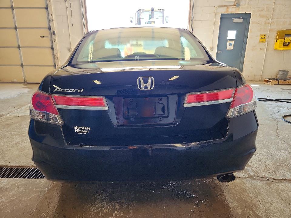 2012 Honda Accord მანქანა იყიდება აუქციონზე, vin: 1HGCP2F37CA195102, აუქციონის ნომერი: 67423416
