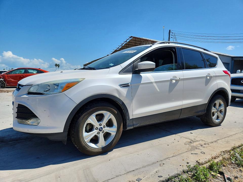 2016 Ford Escape მანქანა იყიდება აუქციონზე, vin: 1FMCU0GX7GUB06898, აუქციონის ნომერი: 70619106