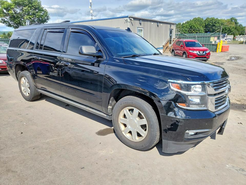 Продаж на аукціоні авто 2017 Chevrolet Suburban, vin: 1GNSKJKC9HR291810, номер лоту: 68393076