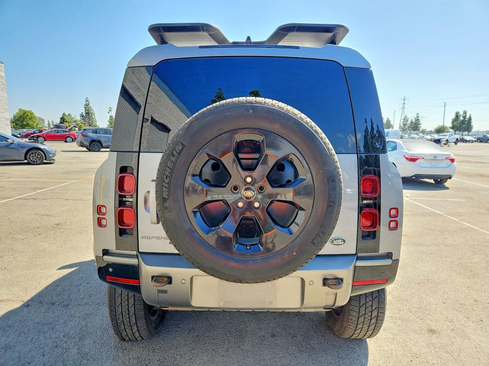 Auction sale of the 2021 Land Rover Defender, vin: SALE27RU2M2040338, lot number: 65949096