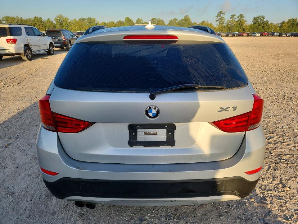 2015 Bmw X1 მანქანა იყიდება აუქციონზე, vin: WBAVM1C51FV314885        , აუქციონის ნომერი: 69090406