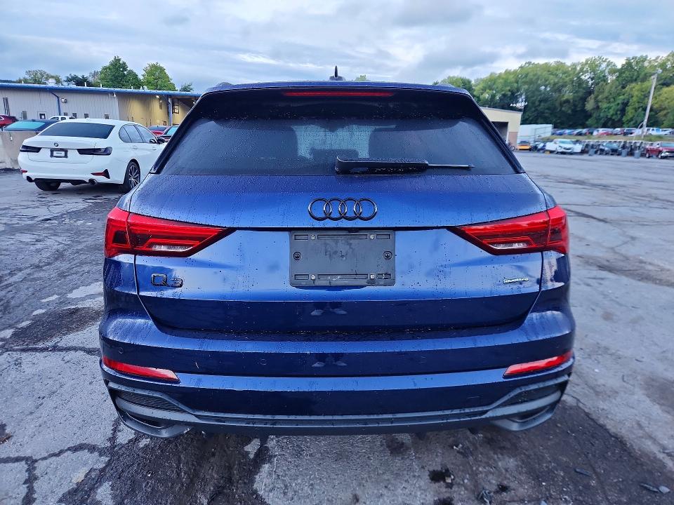 Продажа на аукционе авто 2024 Audi Q3, vin: WA1DECF34R1101100, номер лота: 69436306