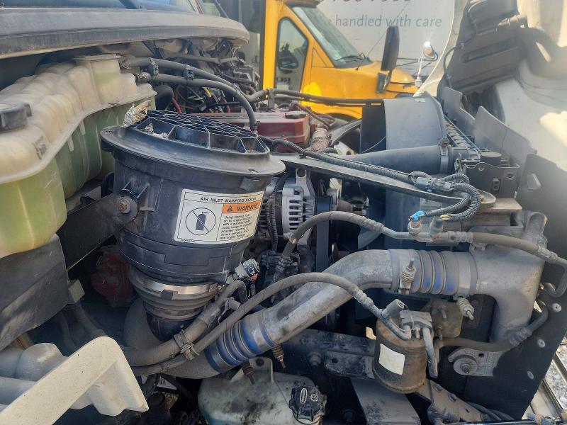 68005466 :رقم المزاد ، 1FVACXDT3CHBD5751 vin ، 2012 Freightliner M2 مزاد بيع