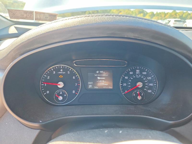 71061946 :رقم المزاد ، 5XYPGDA5XKG483554 vin ، 2019 Kia Sorento مزاد بيع