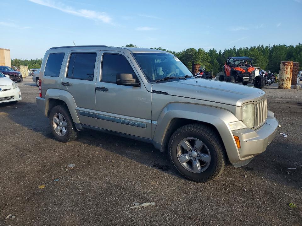 69787076 :رقم المزاد ، 1J4PN2GK2AW115159 vin ، 2010 Jeep Liberty مزاد بيع