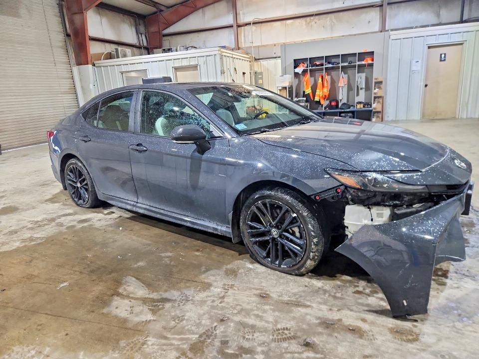 67475376 :رقم المزاد ، 4T1DBADK2TU038819 vin ، 2026 Toyota Camry مزاد بيع