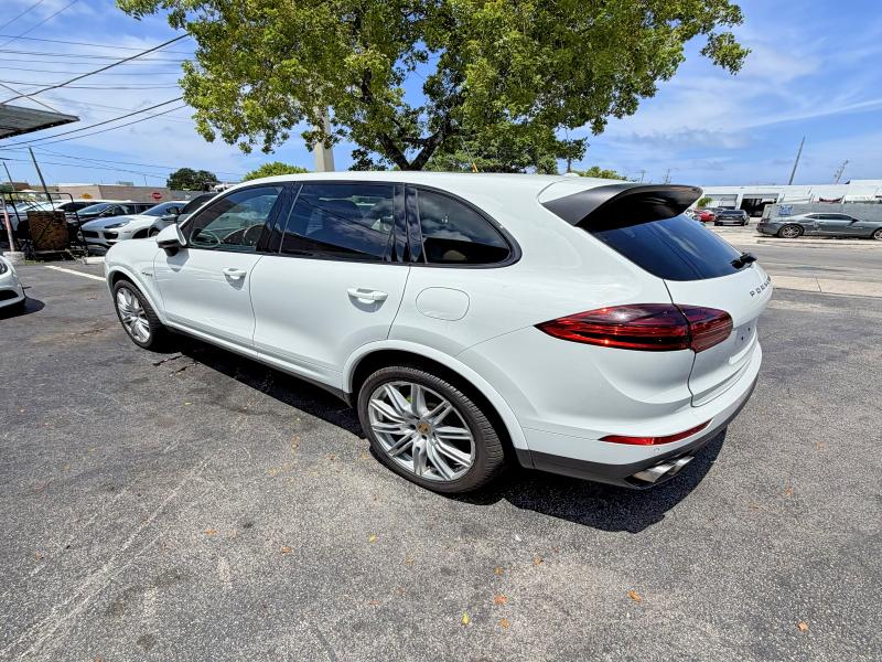 Aukcja sprzedaży 2017 Porsche Cayenne, vin: WP1AE2A26HLA70970, numer aukcji: 71175806