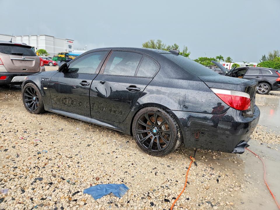 Продажа на аукционе авто 2006 Bmw M5, vin: WBSNB93596B581533, номер лота: 71025806