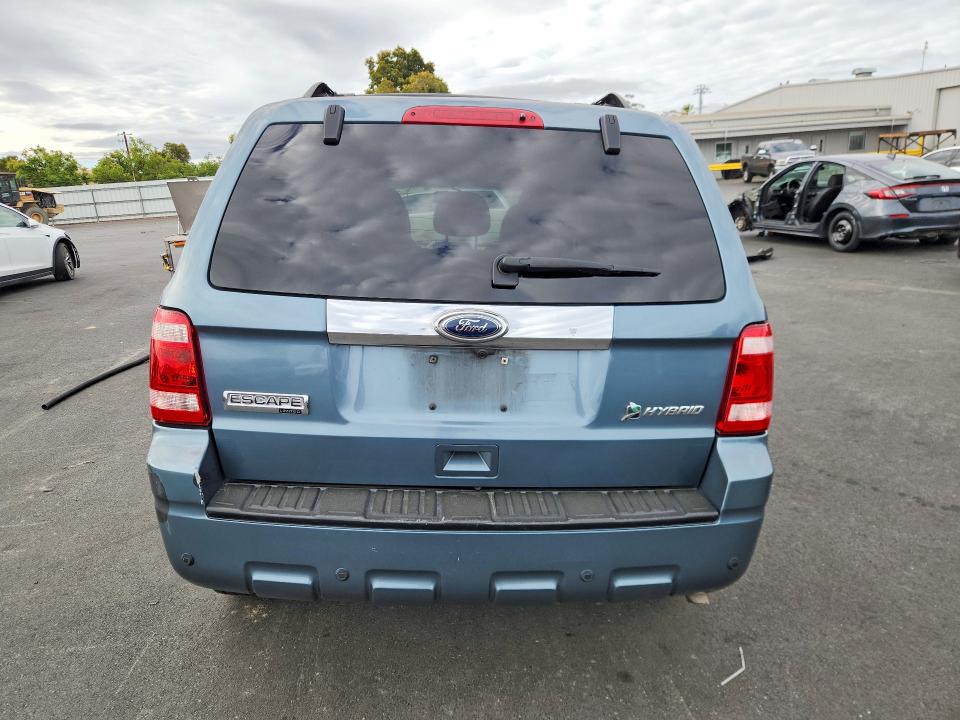 67674926 :رقم المزاد ، 1FMCU4K36AKB50017 vin ، 2010 Ford Escape مزاد بيع