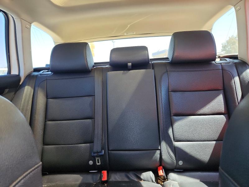 69644976 :رقم المزاد ، 3VWPL7AJ3CM710837 vin ، 2012 Volkswagen Jetta مزاد بيع