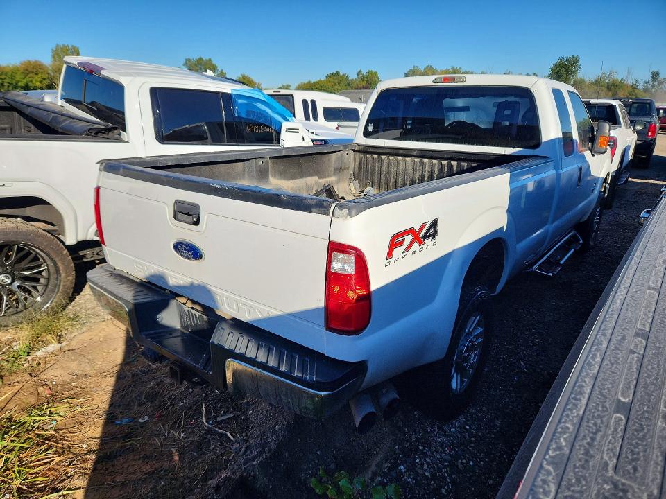 2015 Ford F350 მანქანა იყიდება აუქციონზე, vin: 1FT8X3BT9FED25488, აუქციონის ნომერი: 68893436