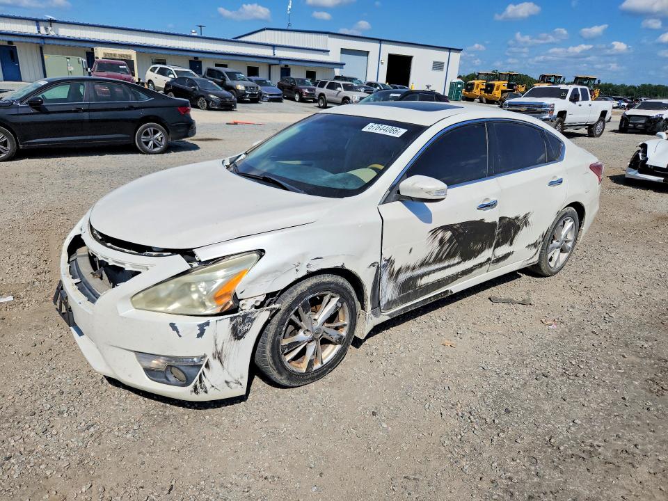 2013 Nissan Altima მანქანა იყიდება აუქციონზე, vin: 1N4AL3AP0DC237509, აუქციონის ნომერი: 67644066