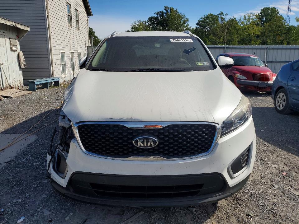 70451116 :رقم المزاد ، 5XYPG4A32JG397507 vin ، 2018 Kia Sorento مزاد بيع