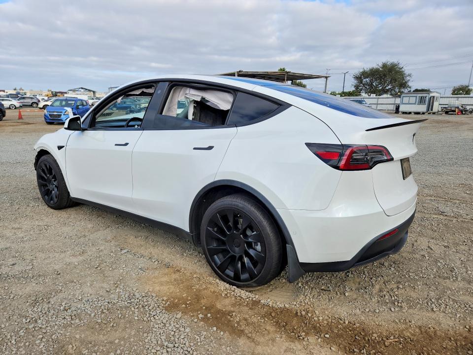 Продажа на аукционе авто 2021 Tesla Model Y, vin: 5YJYGDEE3MF282829, номер лота: 69541036