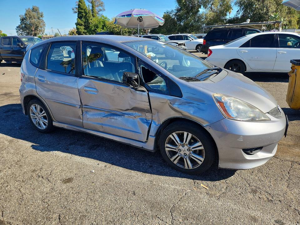 2009 Honda Fit მანქანა იყიდება აუქციონზე, vin: JHMGE87489S054055, აუქციონის ნომერი: 68177406