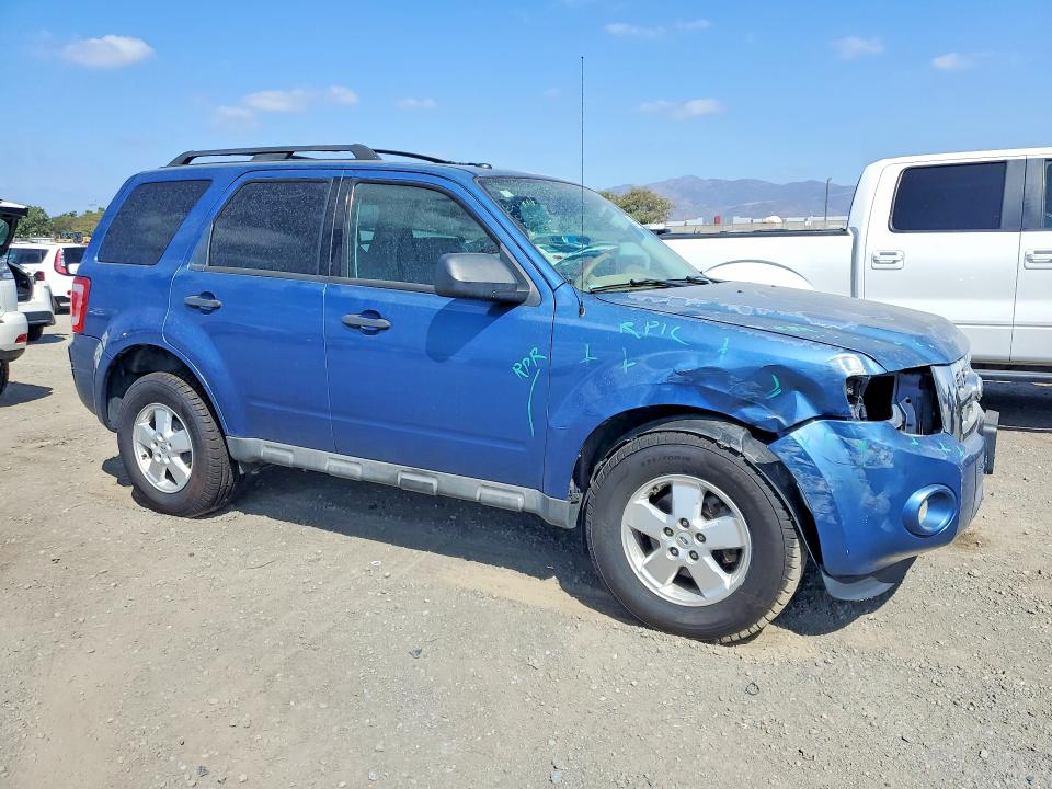 69986366 :رقم المزاد ، 1FMCU9DG5AKC93537 vin ، 2010 Ford Escape مزاد بيع