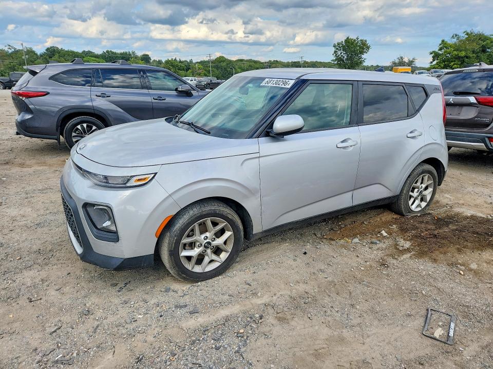 2020 Kia Soul მანქანა იყიდება აუქციონზე, vin: KNDJ23AU4L7075684, აუქციონის ნომერი: 68130296
