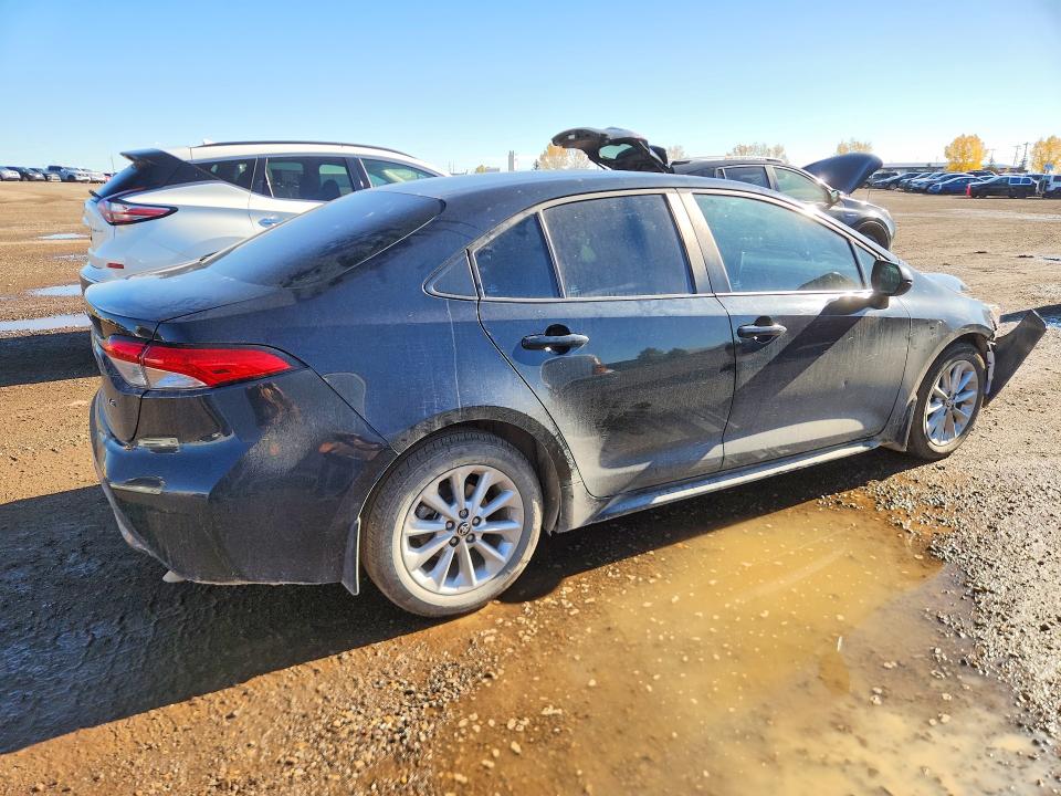 71185426 :رقم المزاد ، 5YFBPMBE4MP247246 vin ، 2021 Toyota Corolla مزاد بيع