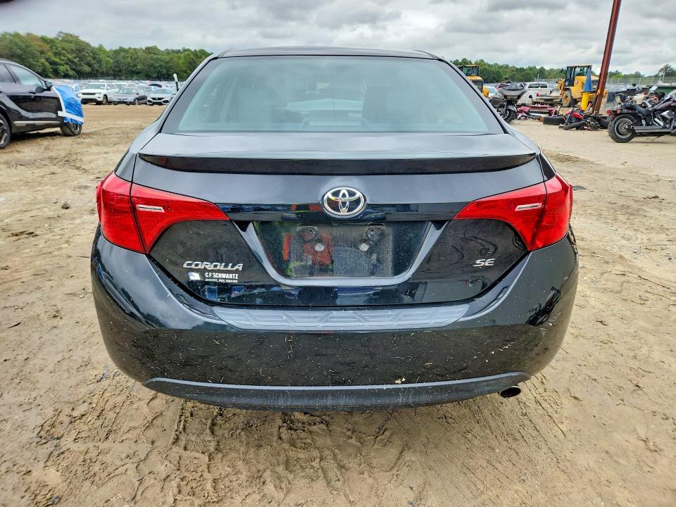Продаж на аукціоні авто 2018 Toyota Corolla, vin: 2T1BURHE0JC982010, номер лоту: 70115776