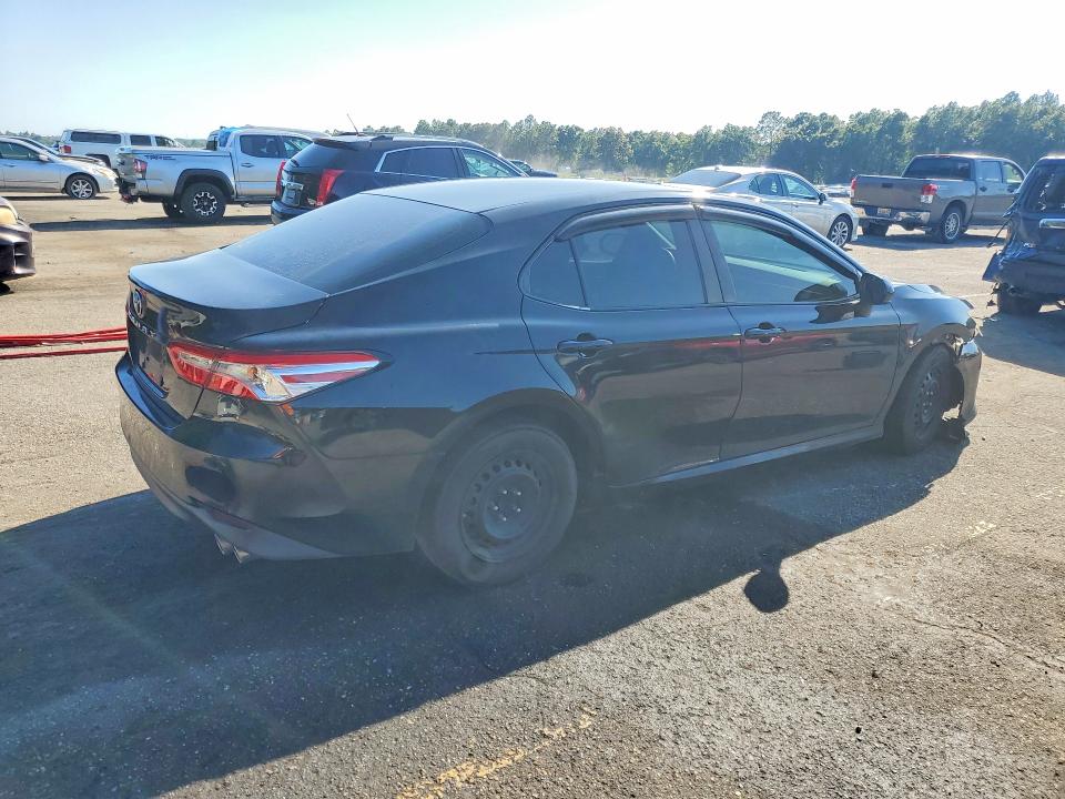 Продажа на аукционе авто 2018 Toyota Camry, vin: 4T1B11HK2JU644557, номер лота: 68558646