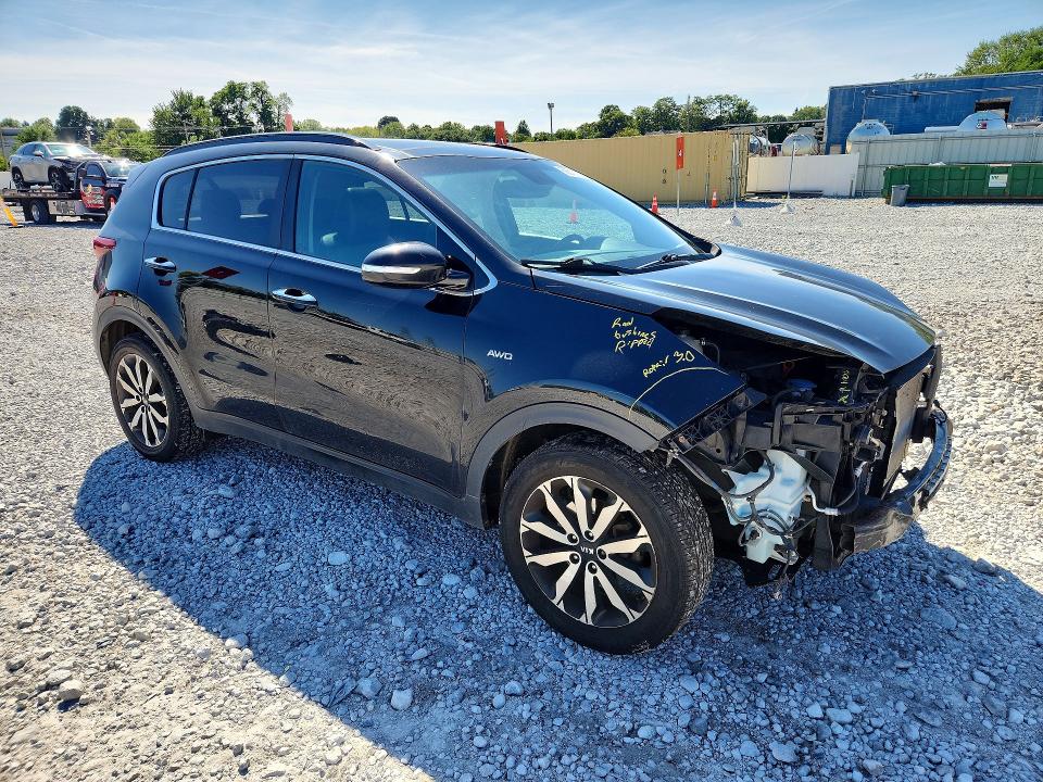 68617196 :رقم المزاد ، KNDPNCAC8J7349703 vin ، 2018 Kia Sportage مزاد بيع