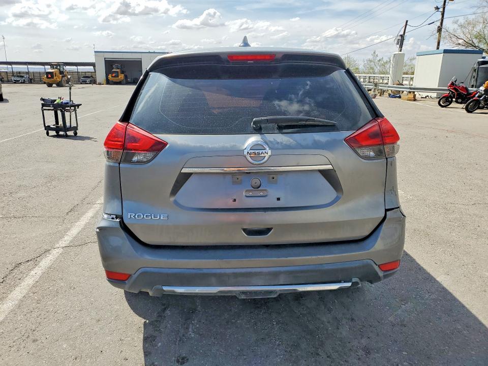 68893826 :رقم المزاد ، KNMAT2MT2HP505794 vin ، 2017 Nissan Rogue مزاد بيع