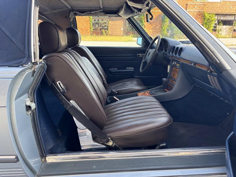 69641226 :رقم المزاد ، WDBBA45A4CB016031 vin ، 1982 Mercedes-benz 380 مزاد بيع