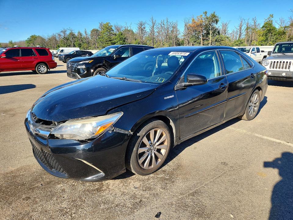Auction sale of the 2017 Toyota Camry Hybrid, vin: 4T1BD1FK6HU215135, lot number: 69083616