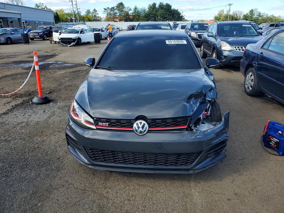 69169856 :رقم المزاد ، 3VW6T7AU0KM008141 vin ، 2019 Volkswagen Gti مزاد بيع