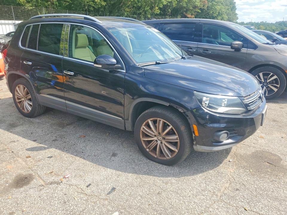 67321246 :رقم المزاد ، WVGBV7AXXCW507502 vin ، 2012 Volkswagen Tiguan مزاد بيع