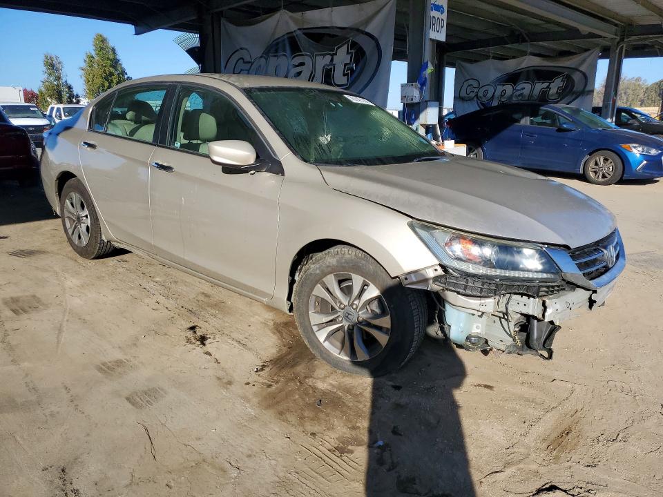 70742106 :رقم المزاد ، 1HGCR2F32EA255672 vin ، 2014 Honda Accord مزاد بيع