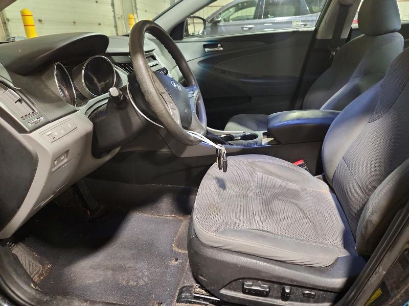 2014 Hyundai Sonata მანქანა იყიდება აუქციონზე, vin: 5NPEB4AC1EH946585, აუქციონის ნომერი: 68606576