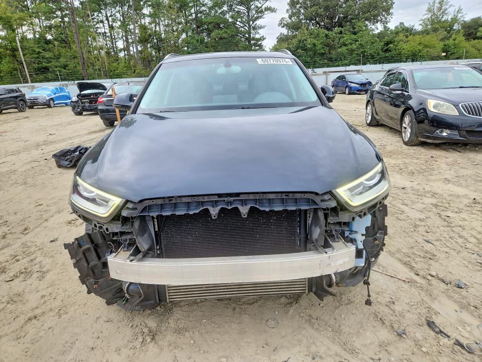 Продажа на аукционе авто 2015 Audi Q3, vin: WA1GFCFSXFR004742, номер лота: 69770976