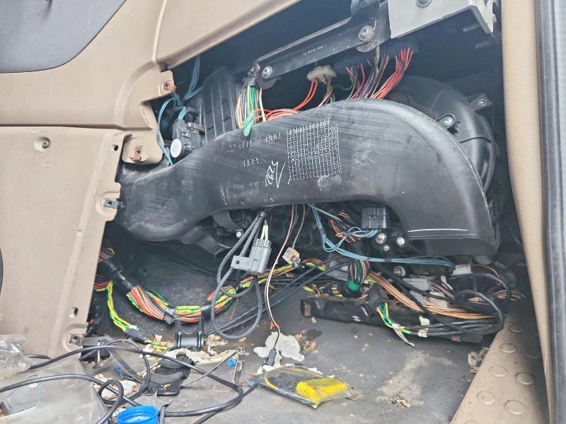 Продаж на аукціоні авто 2014 Freightliner Cascadia, vin: 3AKJGLD54ESFP1763, номер лоту: 67256786