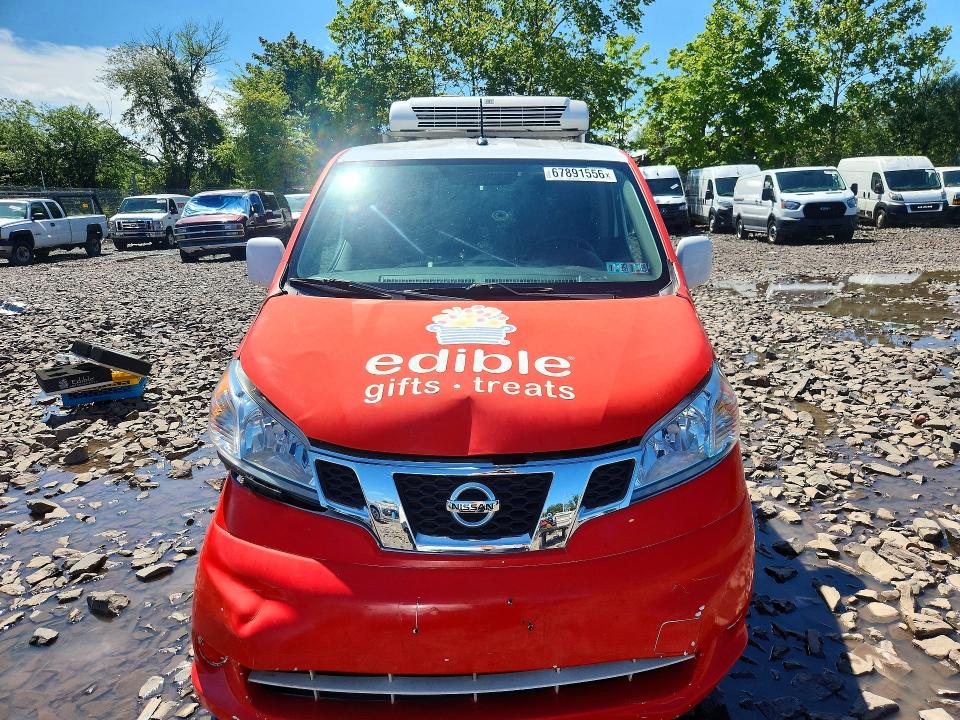 67891556 :رقم المزاد ، 3N6CM0KNXJK705423 vin ، 2018 Nissan Nv200 مزاد بيع