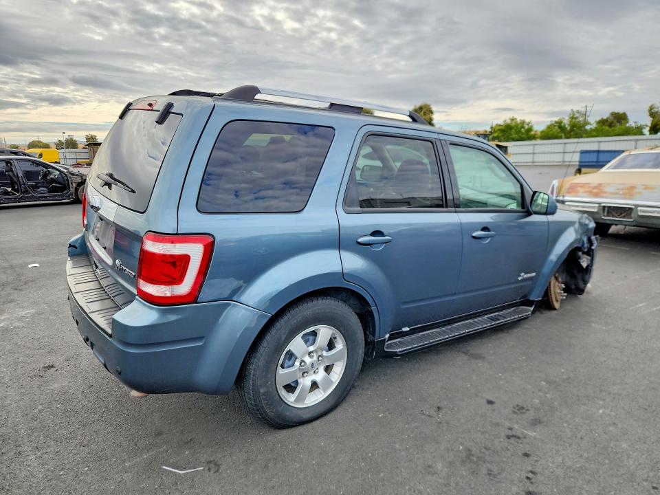 67674926 :رقم المزاد ، 1FMCU4K36AKB50017 vin ، 2010 Ford Escape مزاد بيع