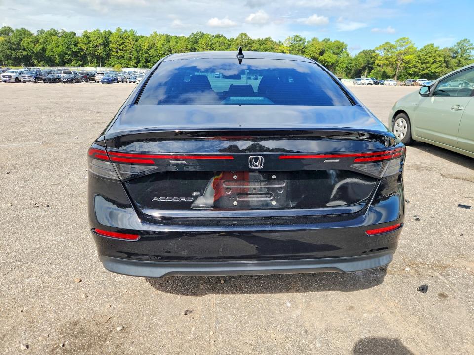 Auction sale of the 2023 Honda Accord, vin: 1HGCY1F37PA033922, lot number: 68247746