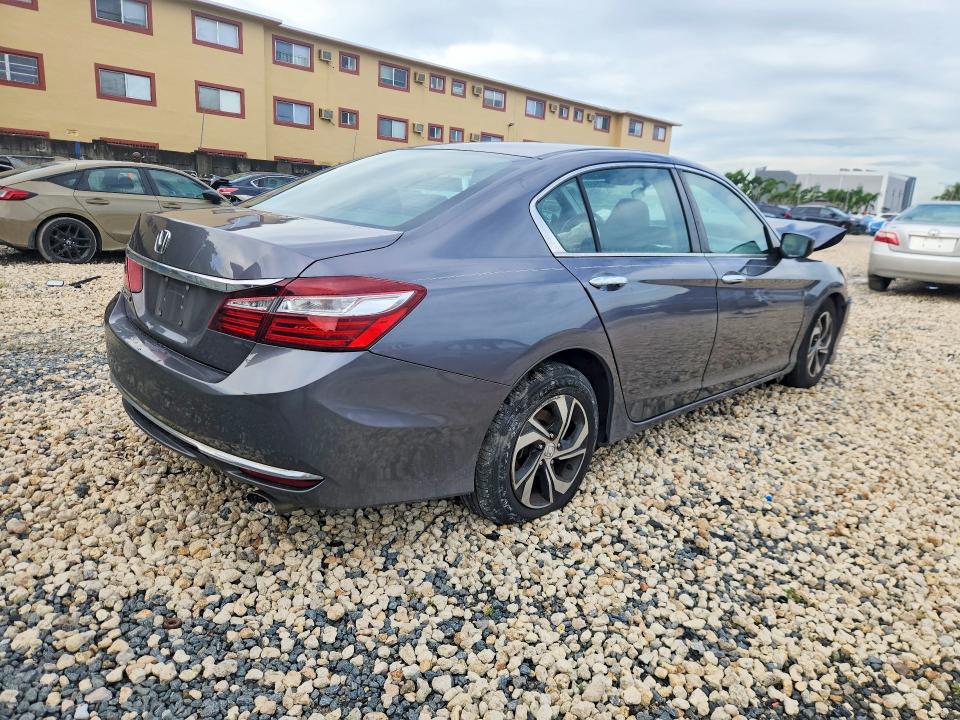 70095996 :رقم المزاد ، 1HGCR2F37HA291832 vin ، 2017 Honda Accord مزاد بيع