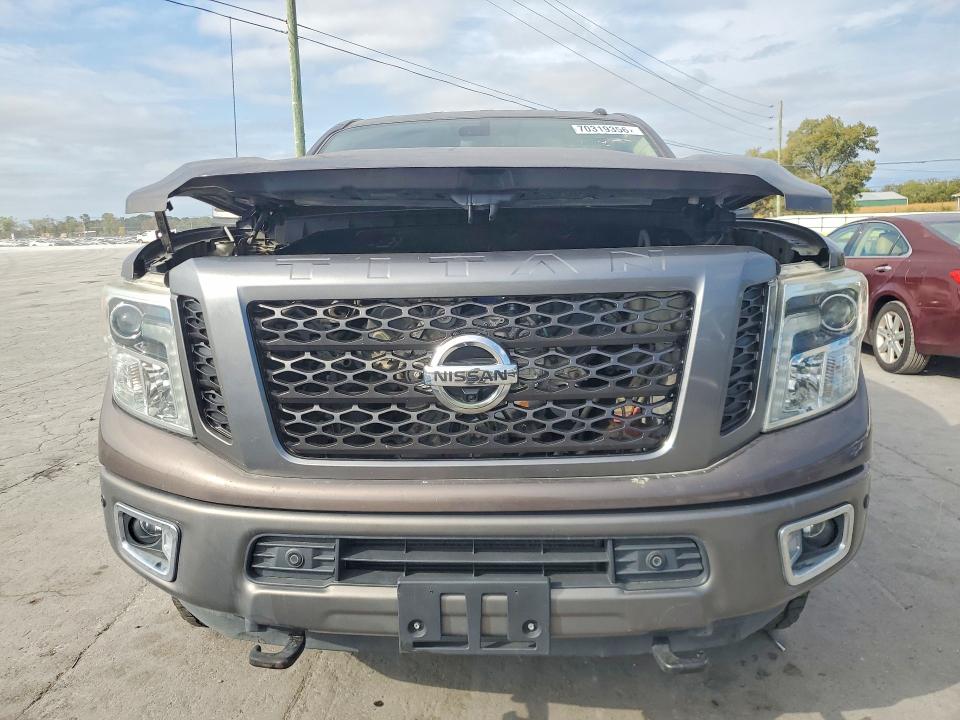 2016 Nissan Titan Xd მანქანა იყიდება აუქციონზე, vin: 1N6BA1F40GN513409, აუქციონის ნომერი: 70319356