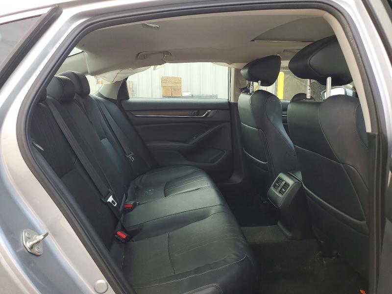 68592786 :رقم المزاد ، 1HGCV1F97JA065869 vin ، 2018 Honda Accord مزاد بيع