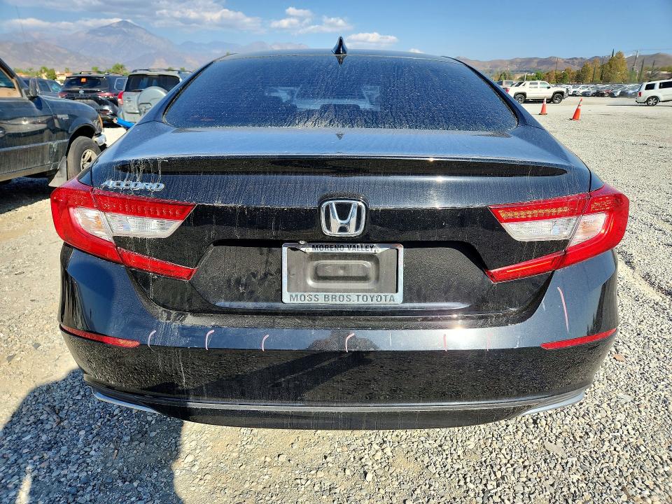 Продаж на аукціоні авто 2018 Honda Accord, vin: 1HGCV1F19JA266408, номер лоту: 69424086