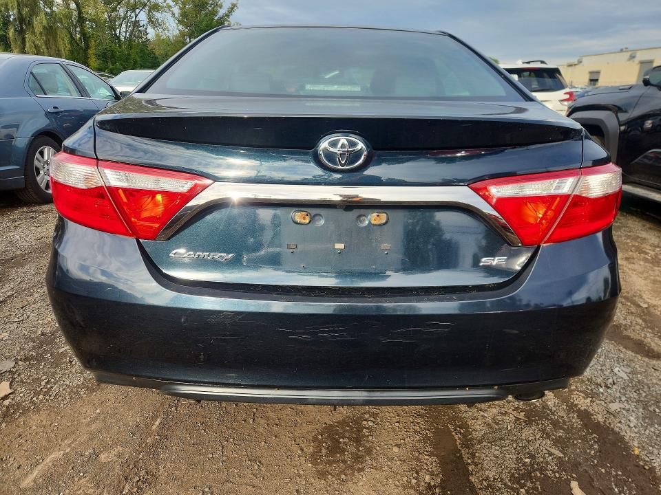 2016 Toyota Camry მანქანა იყიდება აუქციონზე, vin: 4T1BF1FK0GU126542, აუქციონის ნომერი: 68263036